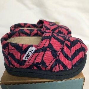 TOMS Size 2 Tiny Toms Classic Pink Navy Chevron
